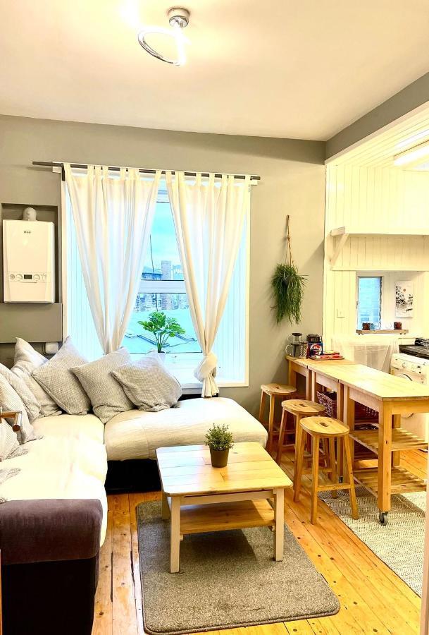 Lothian Road - Castle View Apartment 에든버러 외부 사진